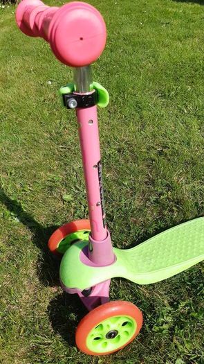 Child's scooter