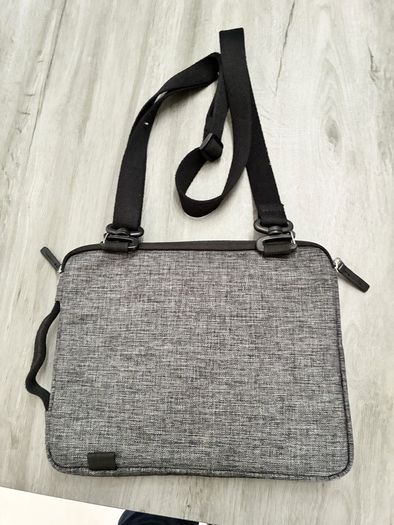DOMISO 10.1" Waterproof Tablet / Laptop Pouch Bag Canvas with USB Charging Port Headphone Hole
