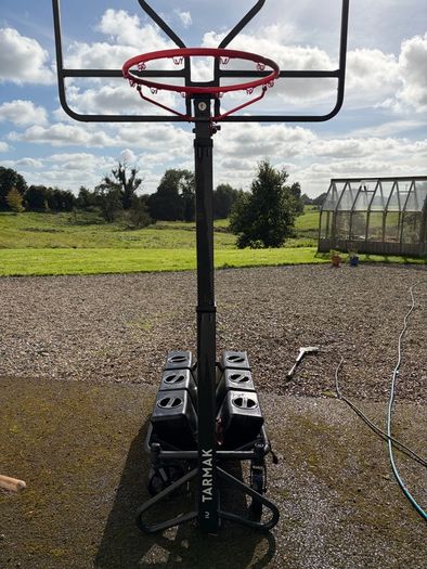 Basketball Hoop (Tarmak B500)