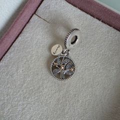 andora family tree charm/pendant two tone gold very good condition
