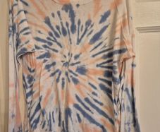 Hollister top