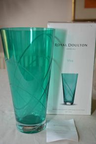 Royal Doulton Viva vase