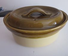 TG Green "Granville" Ceramic Oval Casserole  Lidded Dish