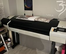 Large format Printer. HP DesignJet 44" T1300