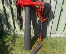 Flymo Power Vac 3000