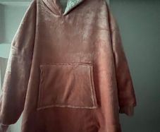 Lounge Hooded Reversible Oodie