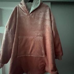 Lounge Hooded Reversible Oodie