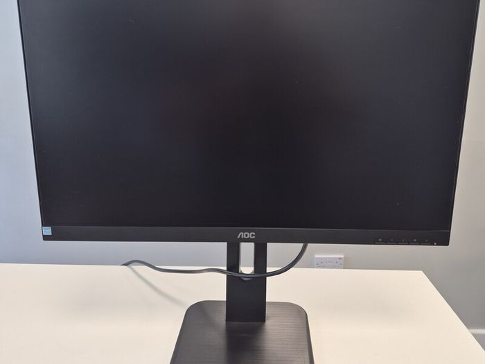 AOC 24E1Q 23.8 inch FHD monitor 2025 FREE 8K DisplayPort Chromeline cable