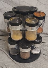 spinning spice organiser