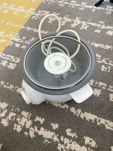 Small rice cooker and small electric kettle