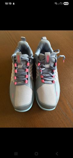 K Swiss Tennis shoes