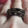 Beautiful Vintage Pilgrim Flower Blossoms Ring. Image 3