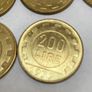 Italian 200 lire Year 1977 First year of issuance Image 2