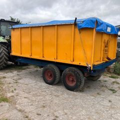 Grain/nut trailer