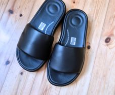 FitFlop iQushion D-Luxe Padded Leather Slides - Size 5 - As New