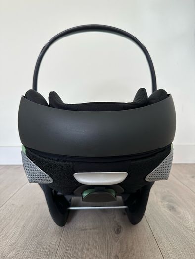 CYBEX Cloud T i-Size + Base T 360