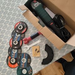 Angle grinder