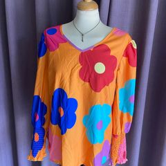 Brand new blouse, size 20