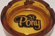 Vintage pony ashtray,,from 1960s vintage, collectors item,,good condition, 2 little chips ,,but hard to see ,,overall good condition,,price includes post to anywhere in ireland  by certificate proof of post  thank you, hard to come by ,