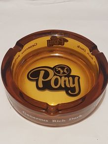 Vintage pony ashtray,,from 1960s vintage, collectors item,,good condition, 2 little chips ,,but hard to see ,,overall good condition,,price includes post to anywhere in ireland  by certificate proof of post  thank you, hard to come by ,