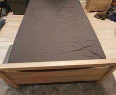 2 single beds with mattress