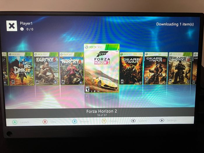 Xbox 360 E +35 Games