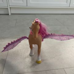 Toy horse