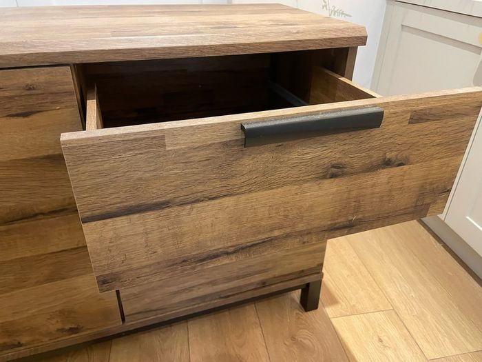 Sideboard/Cabinet