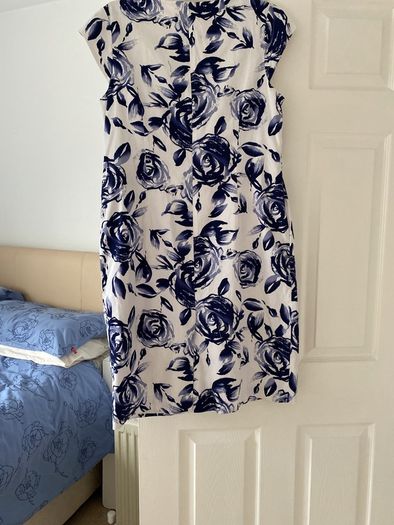libra dress size 16