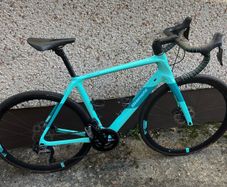 Bianchi Infinito CV Road Bike