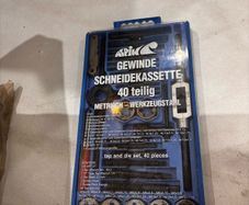 40 Piece Tap and die set