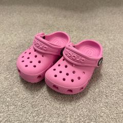 Crocs classic clogs taffy pink size c4/19-20