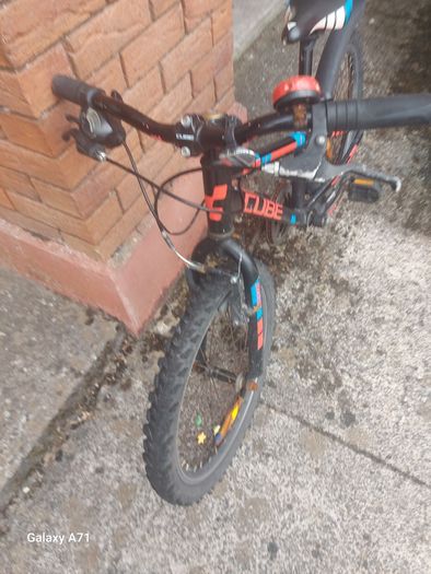 CUBE Kids  Bicycle in excellent condition