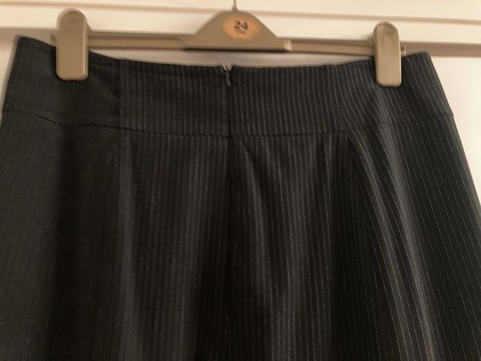 Oasis Black Pin Striped Skirt