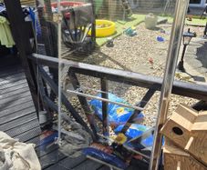 Free shower screen