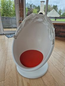 IKea Egg Chair - Very good condition
