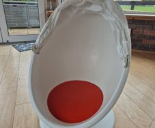 IKea Egg Chair - Very good condition