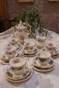 Royal Albert "Berkeley " tea set