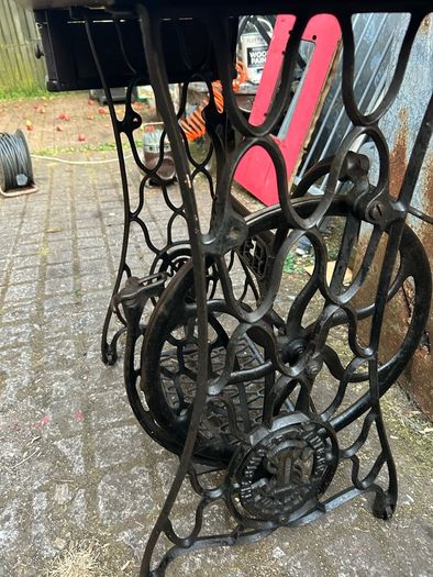 Singer Cast Iron Table