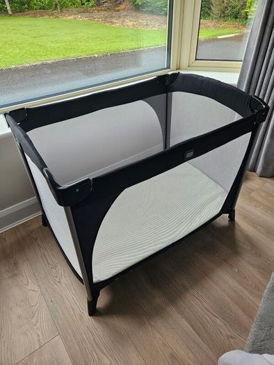 Joie Travel Cot (With Matress)