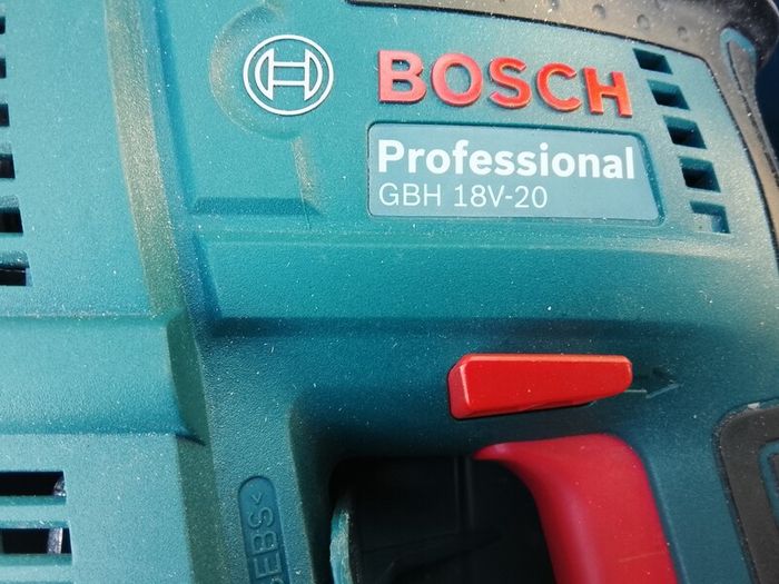 Bosch professional 18v rotary drill