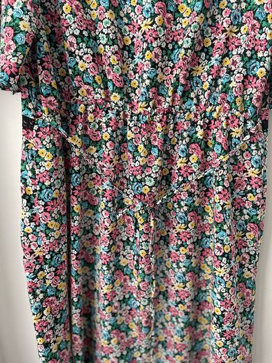 Black floral maxi dress size 12 New without tags