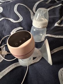 Breast pump