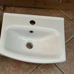 Ceramic Cloakroom Basin Sink NEW