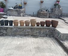 Selection of 12 Ceramic plant pots 10 euros each or all 12 for 80