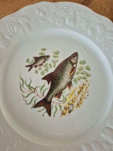Vintage Bernadotte Thun Fish Plate Set 8 Plates
