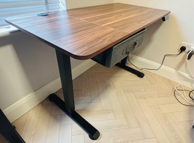 Electric Standing Desk (120 x 60 cm) Height Adjustable
