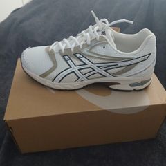 Asics Gel Ds Trainers Brand New Size 8