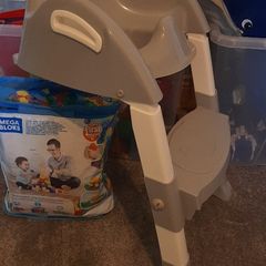 Child's toilet seat