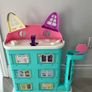 Gabby's Dollhouse & Figures Image 3